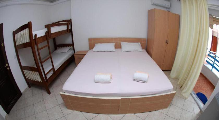 Sea View Apartments Saranda Exterior photo