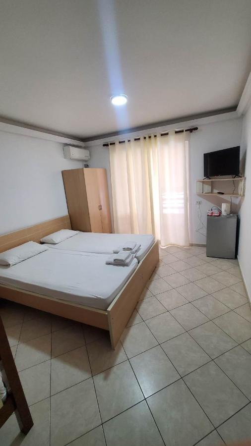 Sea View Apartments Saranda Exterior photo